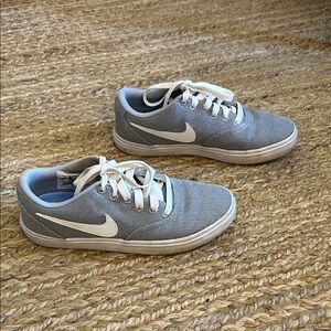 Nike SB Gray Sneakers